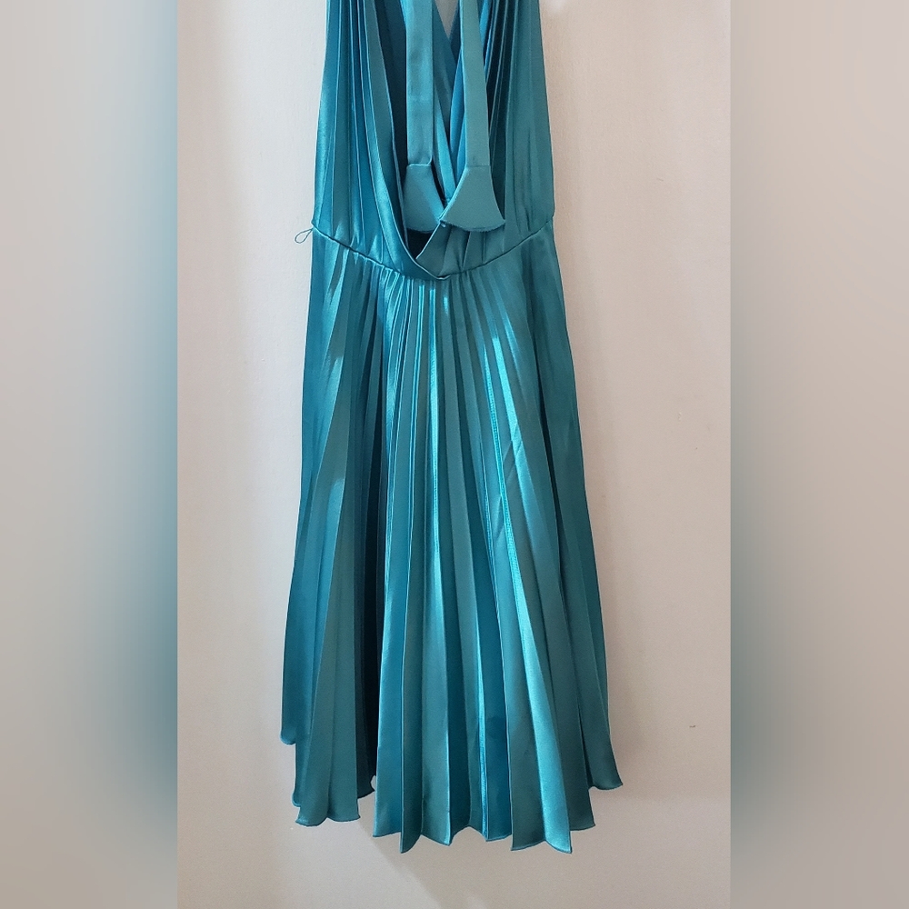 Aqua blue green satin pleated party dress, XS, halter, backless, Lillie Rubin - Picture 9 of 10